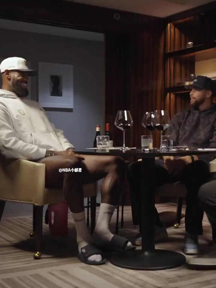 詹姆斯：库里和马克杰克逊‘毁了’NBA，但是是用最棒的方式！