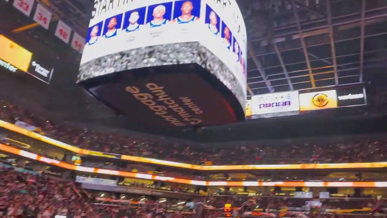 狂嘘！上赛季在太阳领5000万的比尔，回菲尼克斯被全场球迷嘘