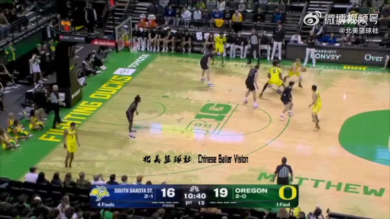 林葳持球突破对手上篮命中，打进NCAA生涯首记运动战进球！