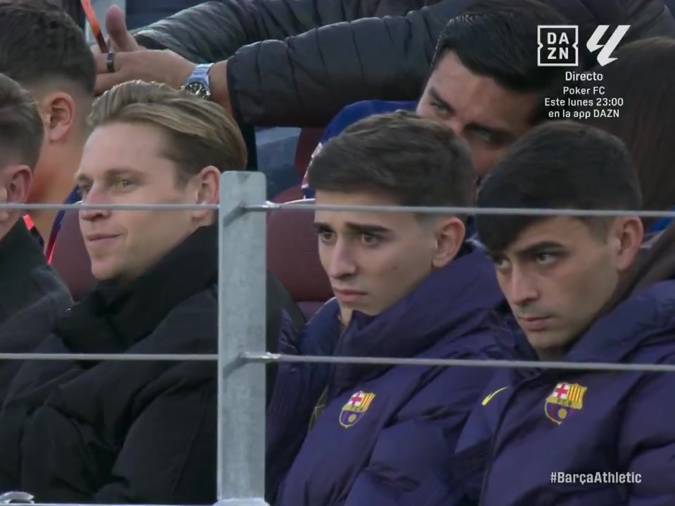 佩德里和加维在看什么？看到他们的目光，我真的好紧张~