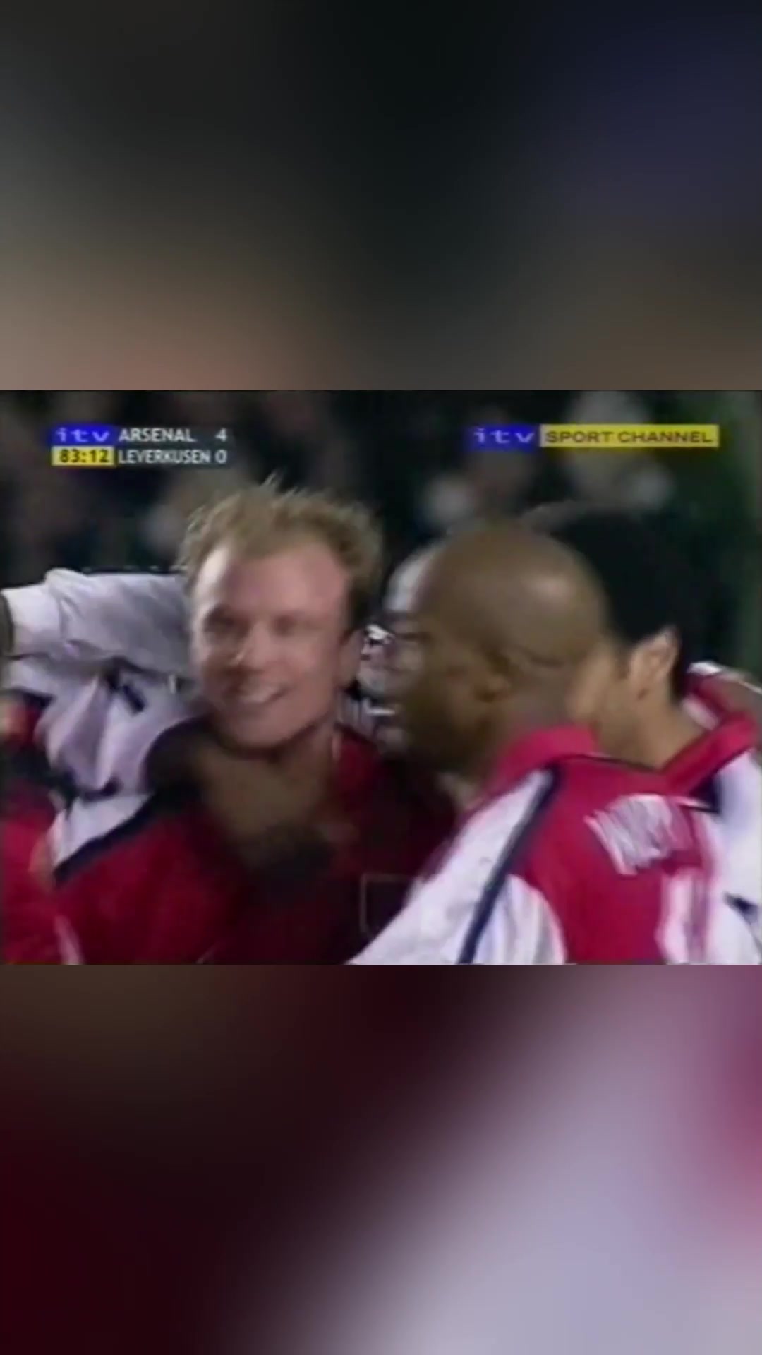 02年欧冠对阵勒沃库！冰王子博格坎普这脚挑射优雅到极致！