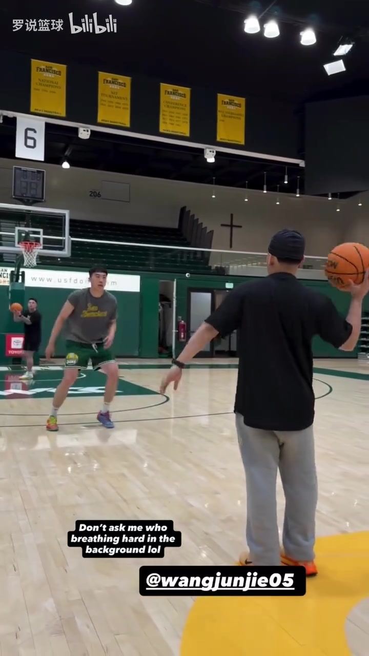 继续练级！王俊杰训练转身三分投射：盼7月再为中国男篮做贡献！